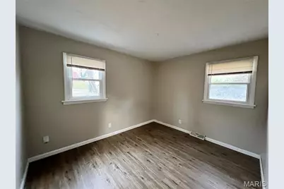 273 Buddie Avenue, Saint Louis, MO 63135 - Photo 2