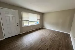 273 Buddie Ave, Saint Louis, MO 63135 - Photo 6