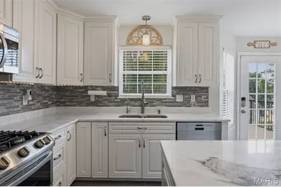 203 Richmond Drive, Crystal City, MO 63019 - Photo 18
