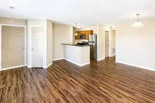 311 Stonewall Creek Dr, Dardenne Prairie, MO 63368 - Photo 8