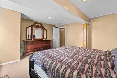 5136 Delcastle Drive, Florissant, MO 63034 - Photo 48