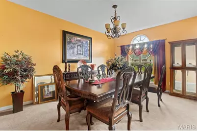 5136 Delcastle Drive, Florissant, MO 63034 - Photo 6