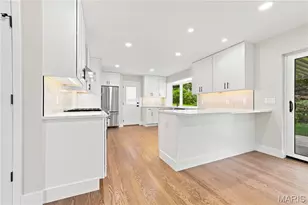 849 Charlesgate Dr, Saint Louis, MO 63132 - Photo 14