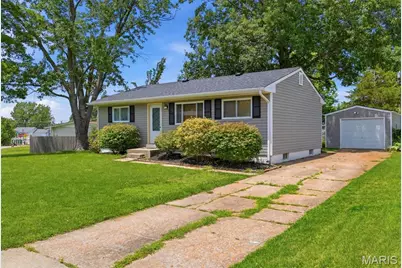 111 Arras Drive, Saint Louis, MO 63129 - Photo 2