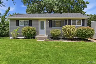 111 Arras Dr, Saint Louis, MO 63129 - Photo 1