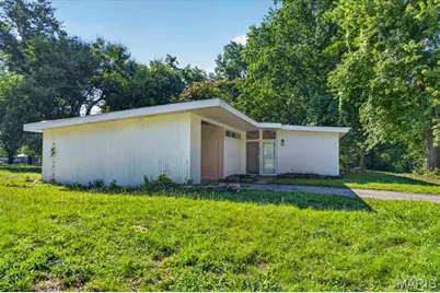8300 Pepperidge Drive, Berkeley, MO 63134 - Photo 32