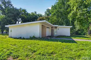 8300 Pepperidge Dr, Berkeley, MO 63134 - Photo 32