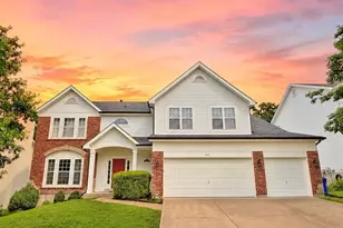 625 Meramec View Dr, Eureka, MO 63025 - Photo 1