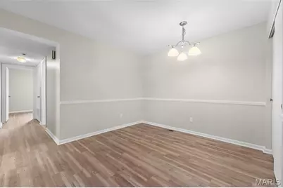 4351 Chateau De Ville Drive #A, Saint Louis, MO 63129 - Photo 8