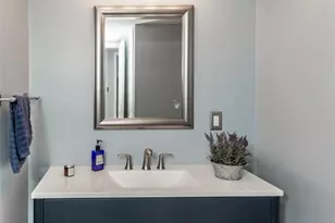 10158 Sakura Dr, Saint Louis, MO 63128 - Photo 10