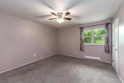 10158 Sakura Drive, Saint Louis, MO 63128 - Photo 16