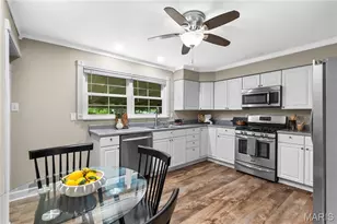 280 S Lafayette St, Florissant, MO 63031 - Photo 8