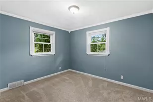280 S Lafayette St, Florissant, MO 63031 - Photo 12