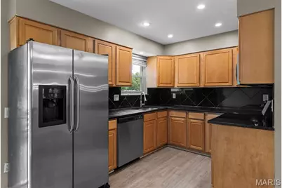 2317 Driftwood Place, Maryland Heights, MO 63146 - Photo 14