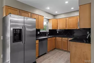 2317 Driftwood Pl, Maryland Heights, MO 63146 - Photo 14