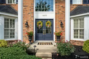 14833 Straub Hill Ln, Chesterfield, MO 63017 - Photo 2