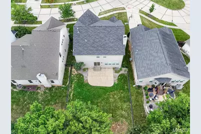 326 Country Trail Drive, Lake Saint Louis, MO 63367 - Photo 8