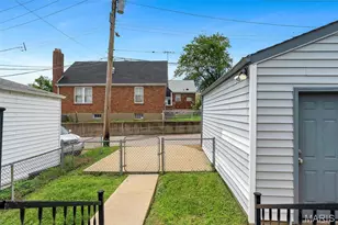 3621 Watson Rd, Saint Louis, MO 63109 - Photo 48
