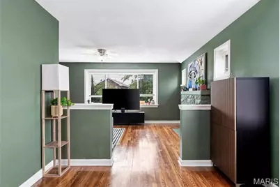 3621 Watson Road, Saint Louis, MO 63109 - Photo 8