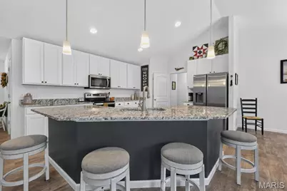 617 Autumn Crest Drive, Troy, MO 63379 - Photo 2