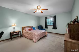 9205 Roger Lee Ln, Saint Louis, MO 63126 - Photo 18