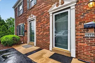 1030 Lacouer Dr, Kirkwood, MO 63122 - Photo 2
