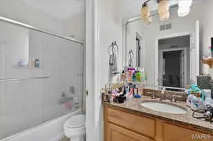 1030 Lacouer Dr, Kirkwood, MO 63122 - Photo 16