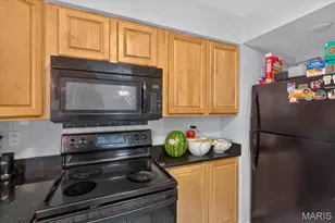 1030 Lacouer Dr, Kirkwood, MO 63122 - Photo 14