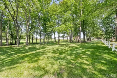 100 Townview Drive, Wentzville, MO 63385 - Photo 60