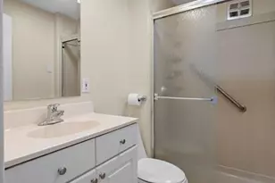 6431 Clayton Rd, Clayton, MO 63117 - Photo 14