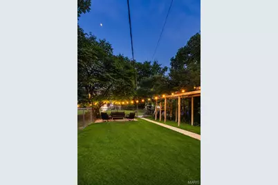 4142 Cleveland Avenue, Saint Louis, MO 63110 - Photo 2