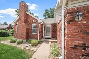 5116 Kennerly Pl Dr, Saint Louis, MO 63128 - Photo 2