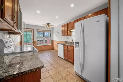 5116 Kennerly Place Drive, Saint Louis, MO 63128 - Photo 12
