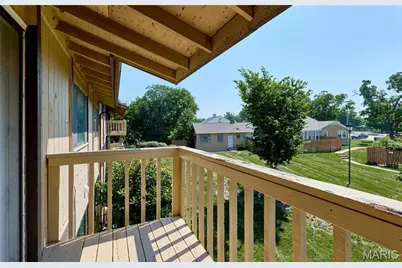 80 Lemans Court #80, Lake Saint Louis, MO 63367 - Photo 2