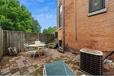 1322 S 10th Street, Saint Louis, MO 63104 - Photo 50