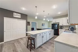 3405 Simeon Bunker St, Saint Charles, MO 63301 - Photo 16