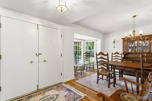 570 Flanders Dr, Warson Woods, MO 63122 - Photo 6