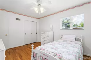 570 Flanders Dr, Warson Woods, MO 63122 - Photo 32