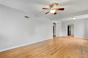 9846 Vasel Dr, Saint Louis, MO 63123 - Photo 14