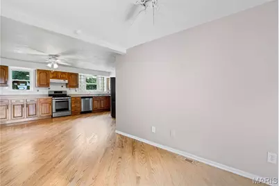 9846 Vasel Drive, Saint Louis, MO 63123 - Photo 6