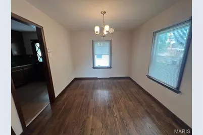3605 Saint Gregory Lane, Saint Ann, MO 63074 - Photo 2