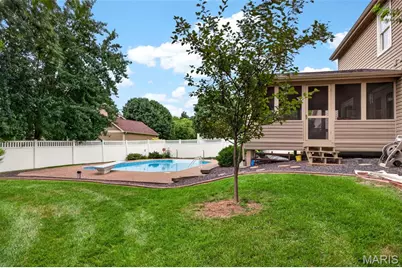 81 Cinnamon Tree Court, Saint Charles, MO 63304 - Photo 4