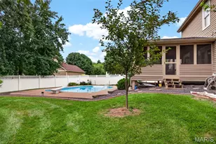 81 Cinnamon Tree Ct, Saint Charles, MO 63304 - Photo 4