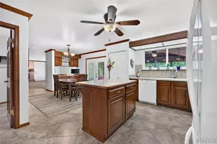 81 Cinnamon Tree Ct, Saint Charles, MO 63304 - Photo 16
