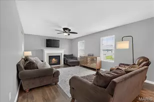 627 Hunt Run Dr, Wentzville, MO 63385 - Photo 12