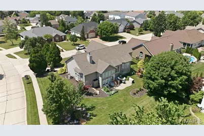 302 Crystal Brook Court, Lake Saint Louis, MO 63367 - Photo 54