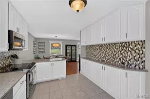 1045 Terracewood Cir, Unincorporated, MO 63011 - Photo 16