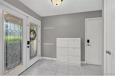 1045 Terracewood Circle, Unincorporated, MO 63011 - Photo 8