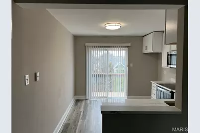 437 S Clay Avenue #7, Saint Louis, MO 63122 - Photo 2