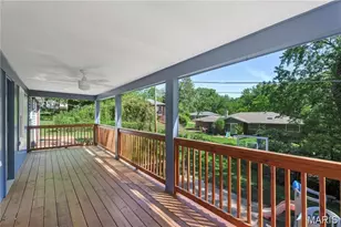 1944 Pepperrell Dr, Saint Louis, MO 63146 - Photo 32